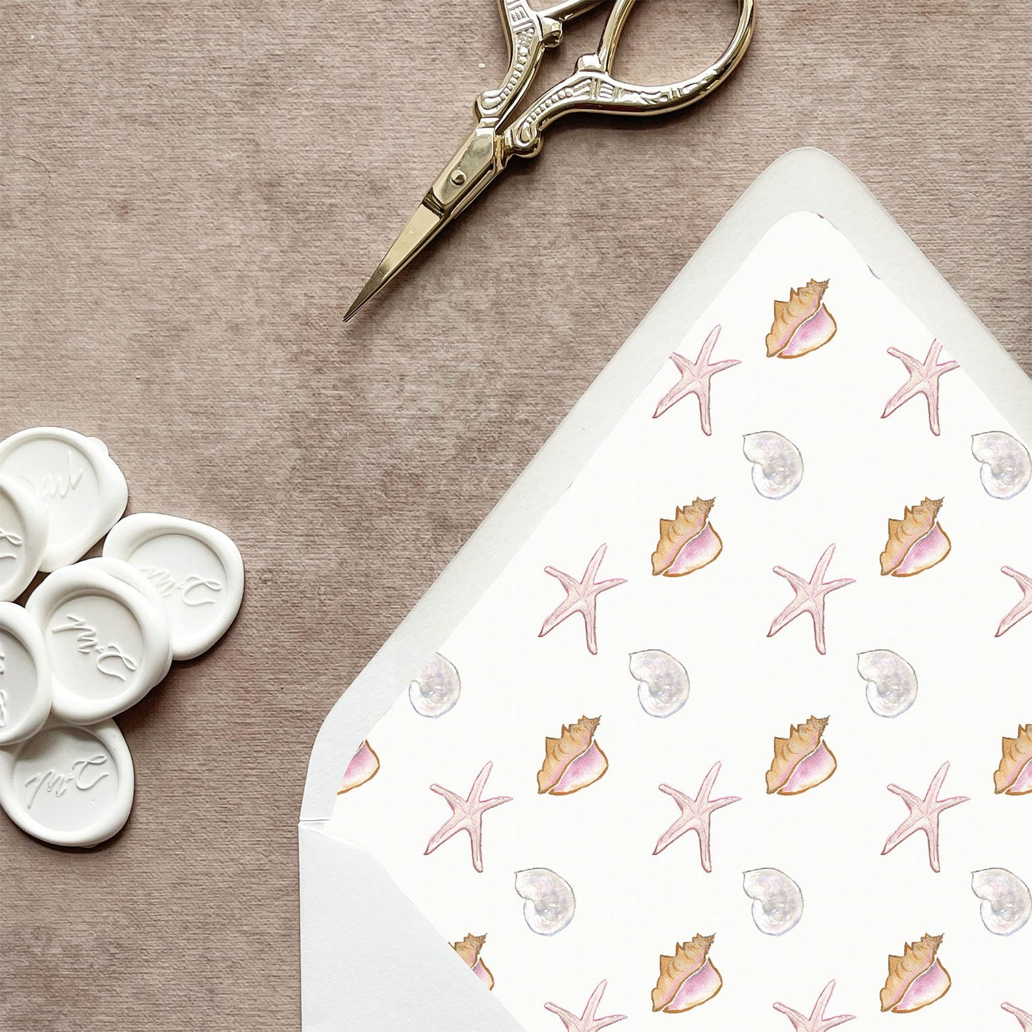 Tropical Seashell Envelope Liner | Set of 10 | For 5x7” Invitations